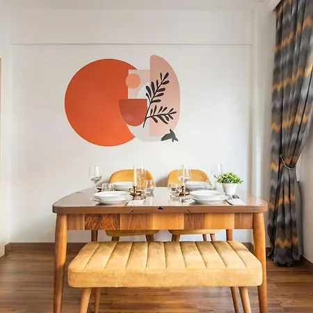 Peaceful House In Historical District *